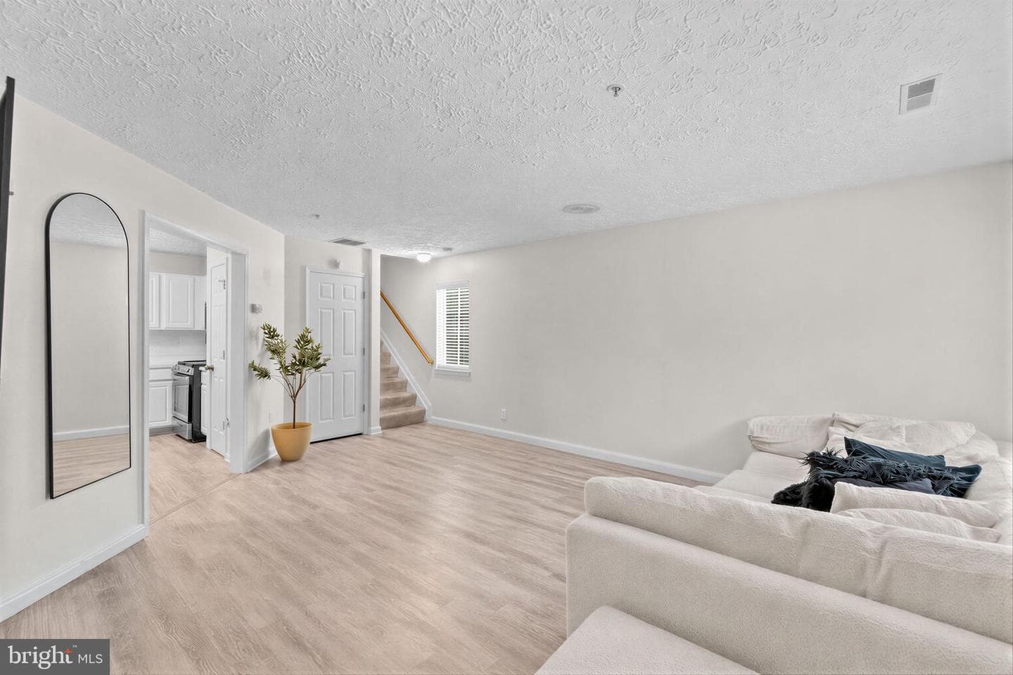 10 Ironstone Court photo 6