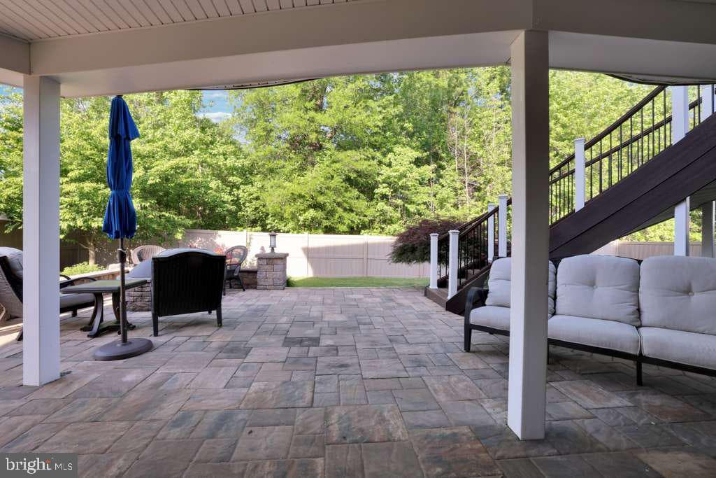 8227 Saint Francis Drive photo 31