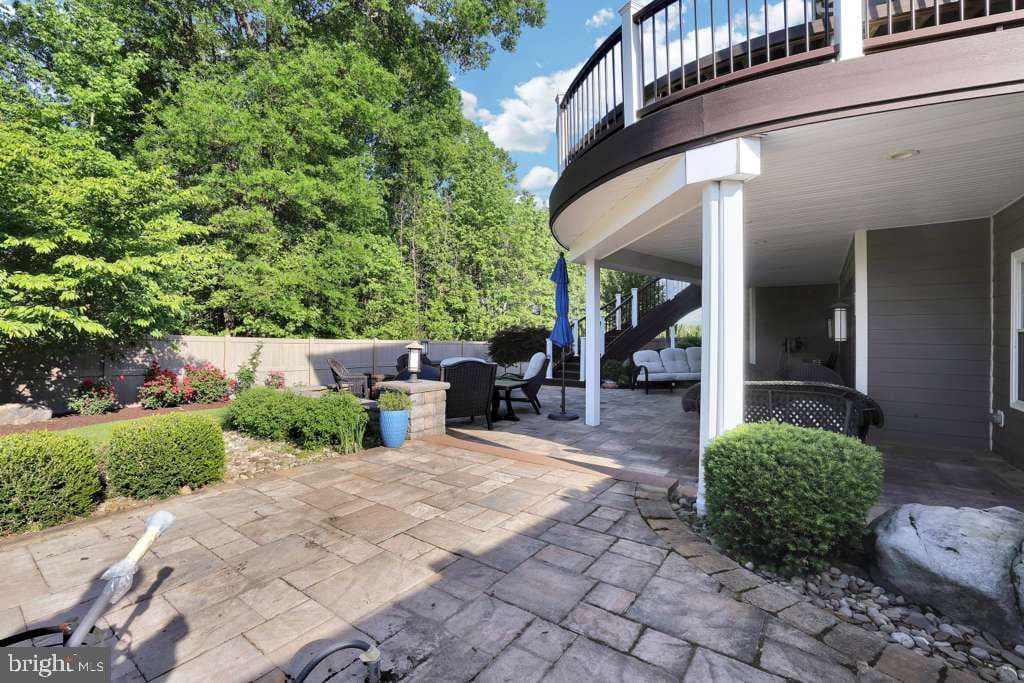 8227 Saint Francis Drive photo 34