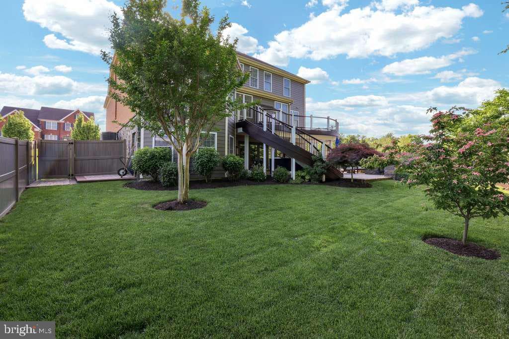 8227 Saint Francis Drive photo 38