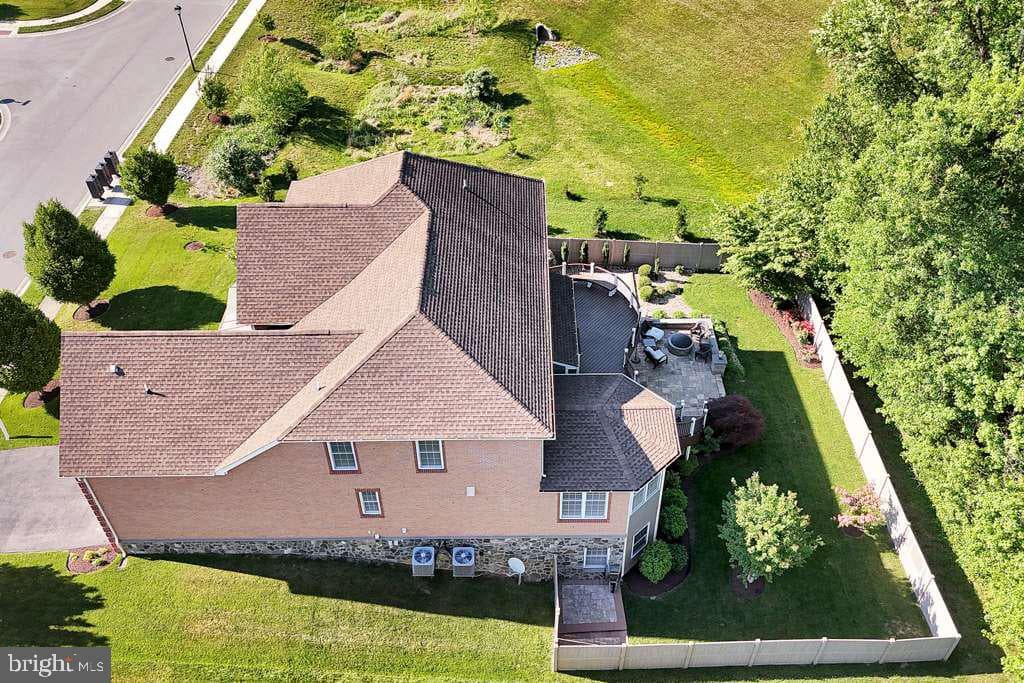 8227 Saint Francis Drive photo 41