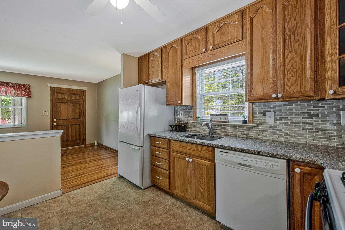 26 Kempton Road photo 10