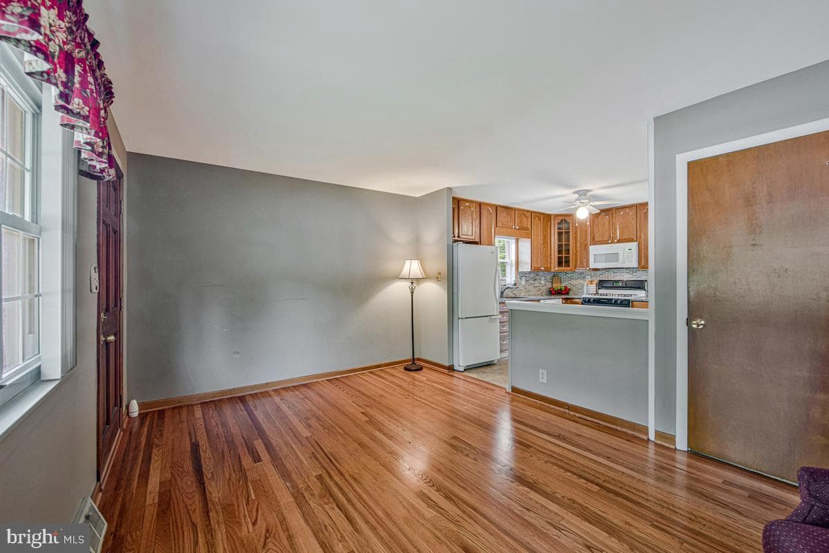 26 Kempton Road photo 6