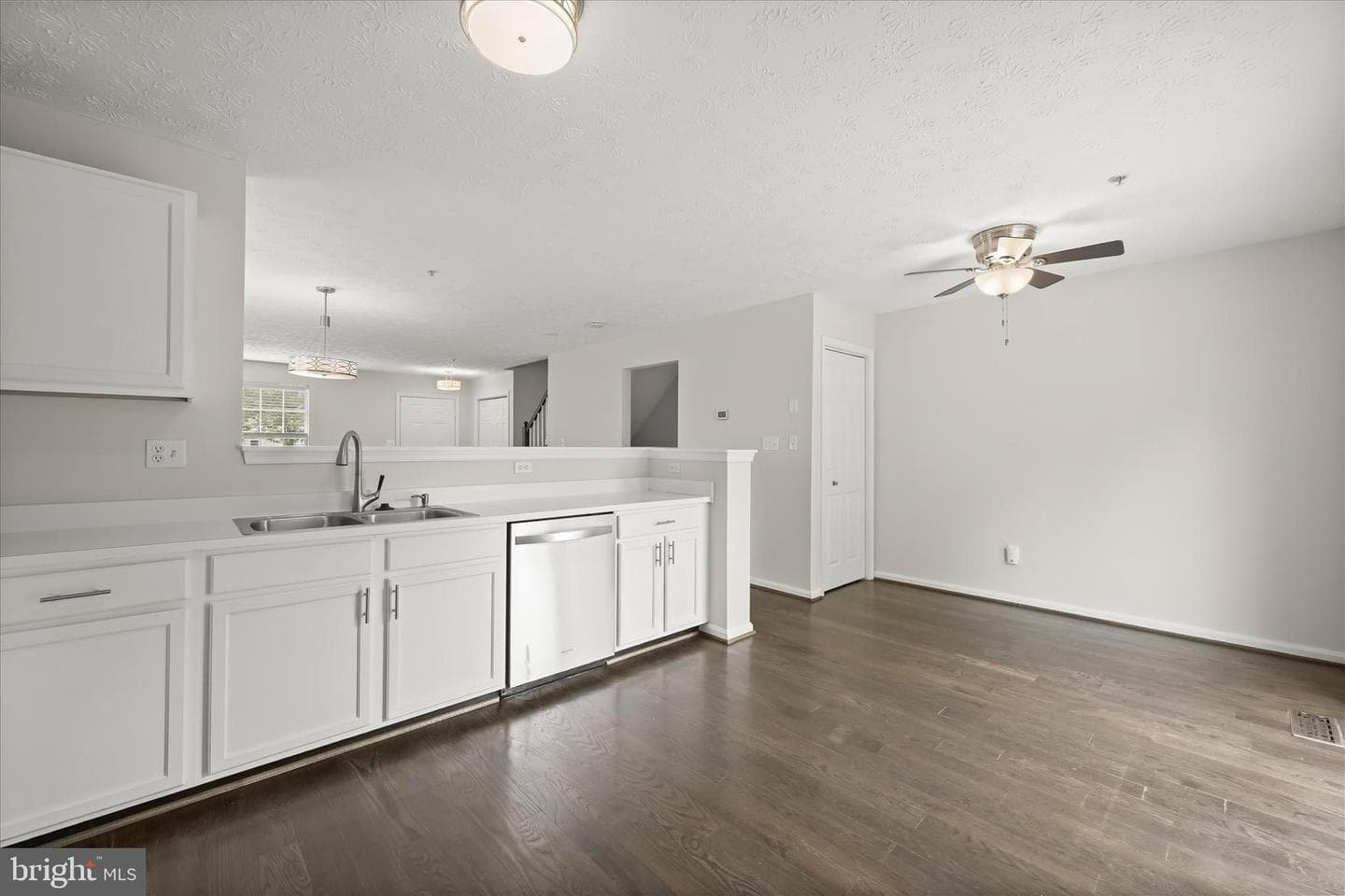 470 Renfro Court photo 9