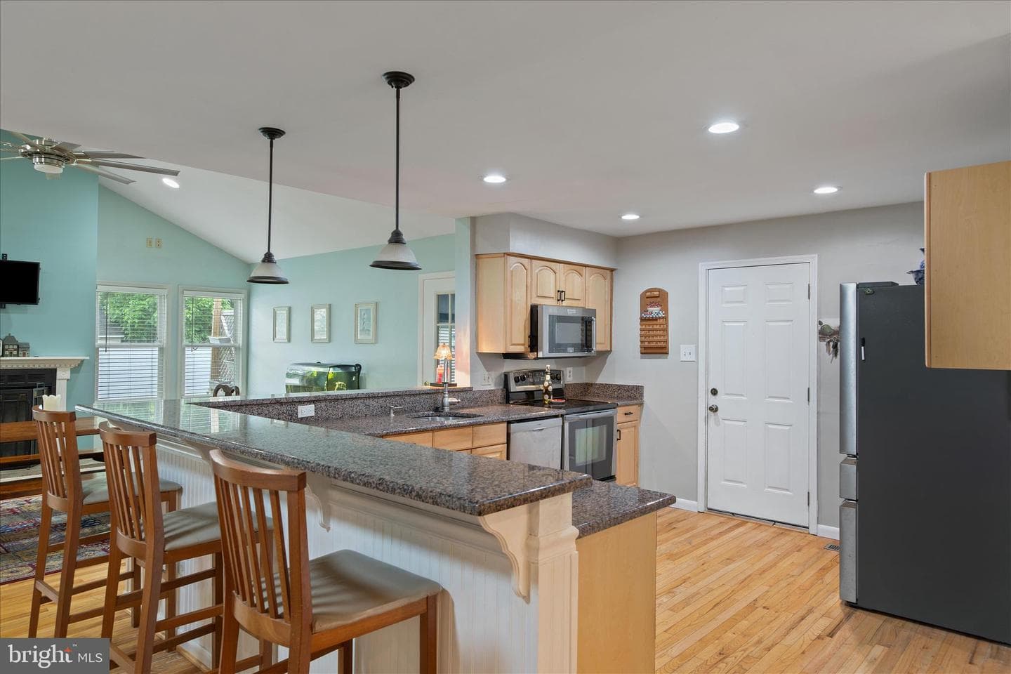 735 Cottonwood Drive photo 8