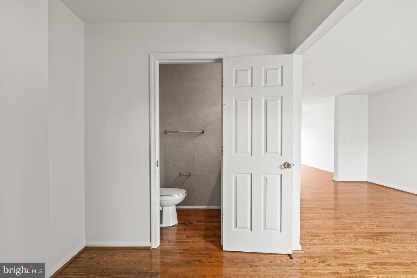 233 Kirbys Landing Court photo 8