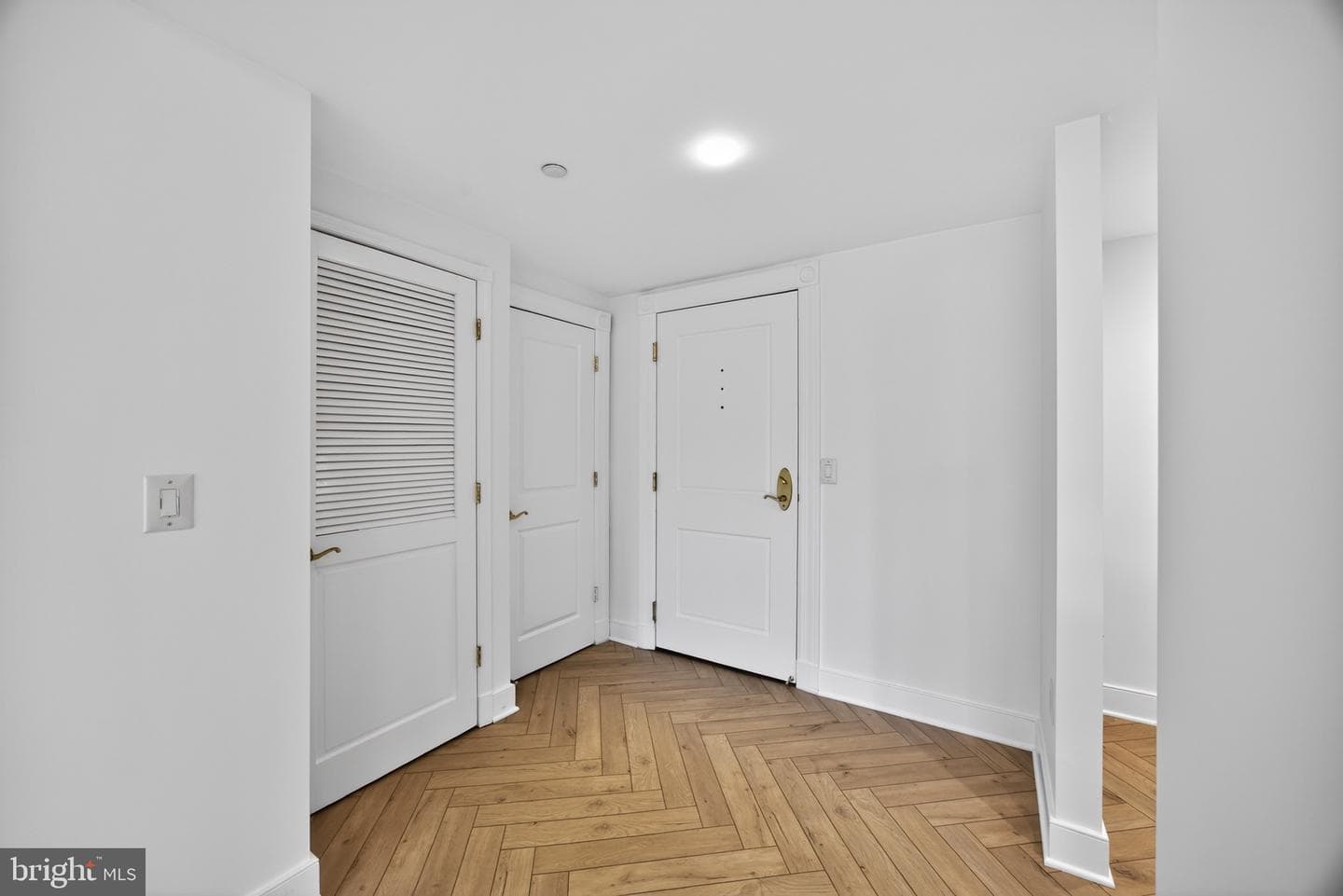 5 Park Place #508 photo 3
