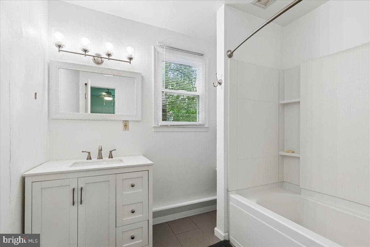 319 Gambrills Road photo 18