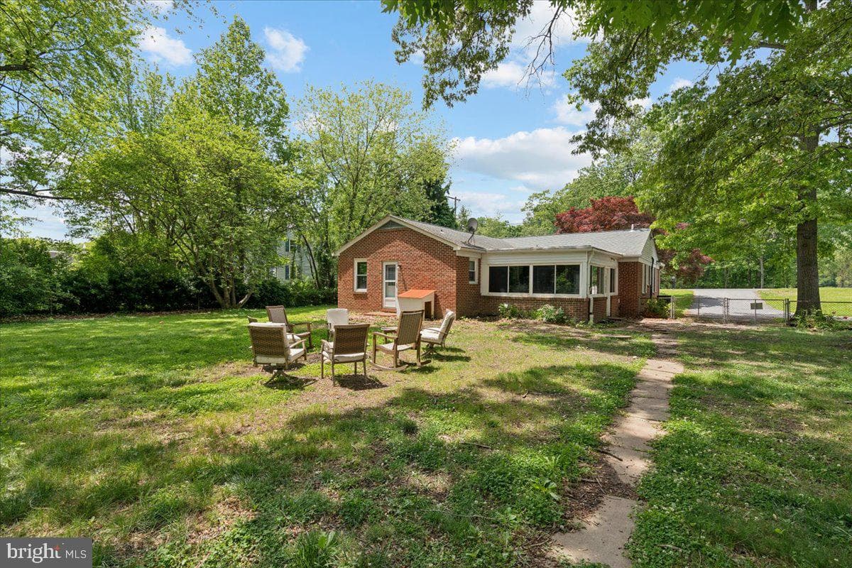 319 Gambrills Road photo 34