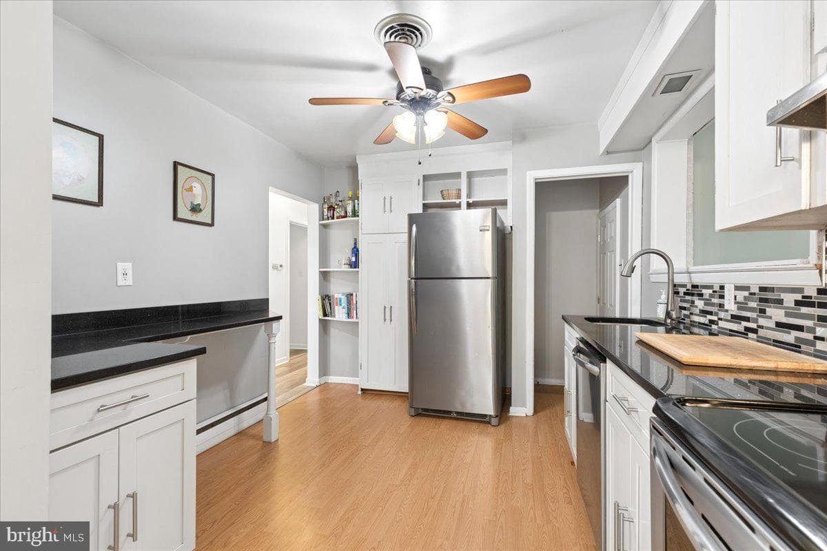 319 Gambrills Road photo 4