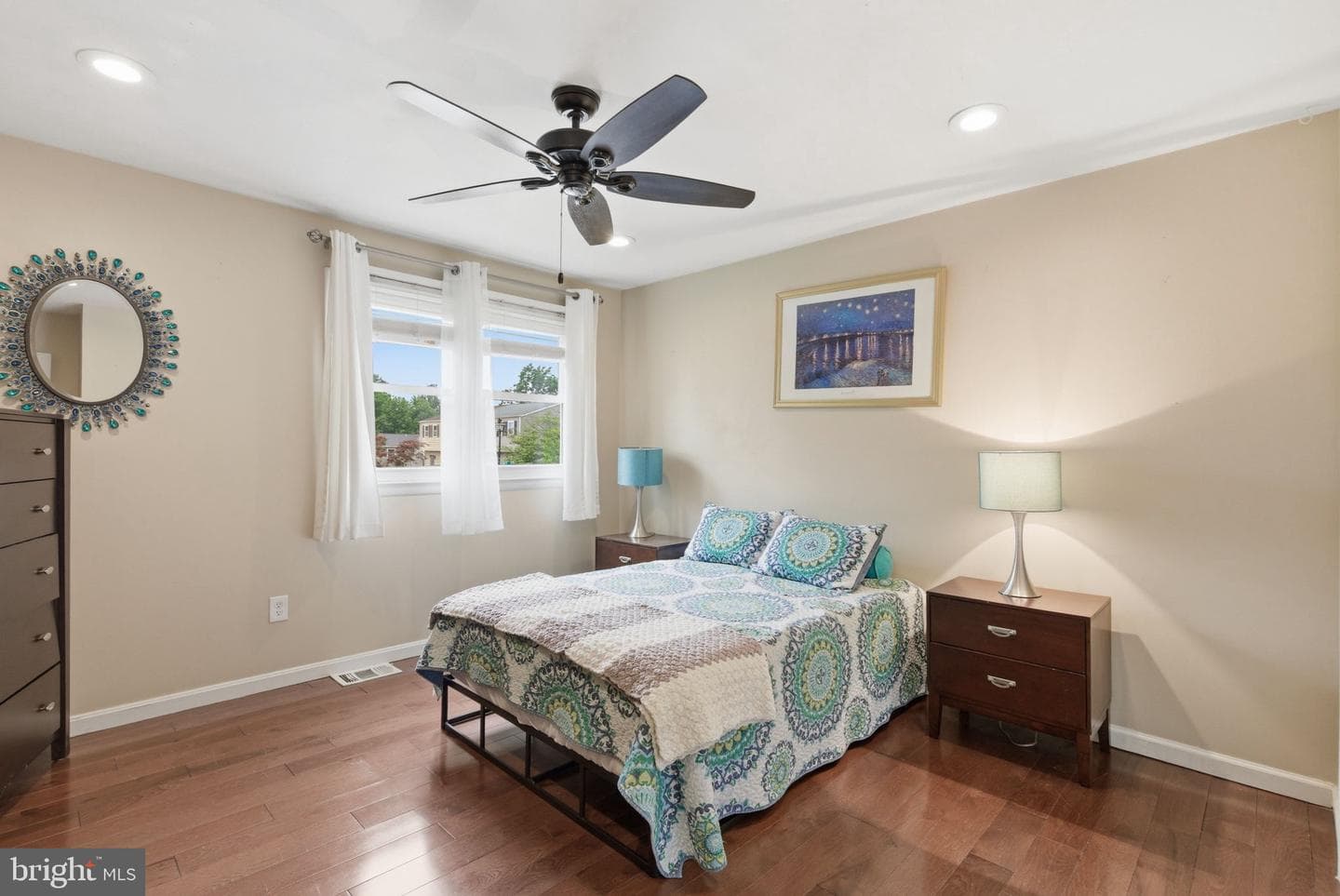 1071 Kings Road photo 12