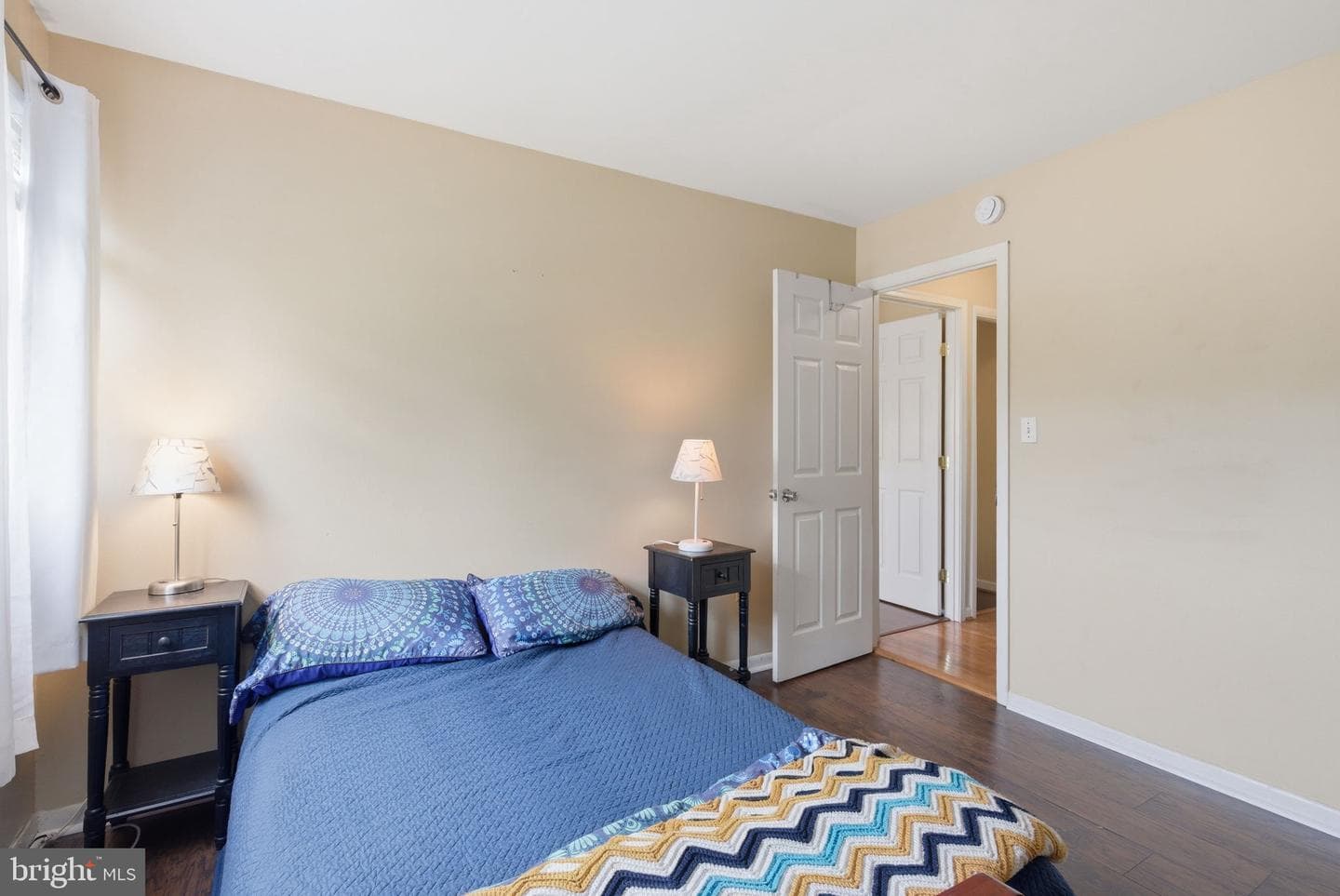 1071 Kings Road photo 17