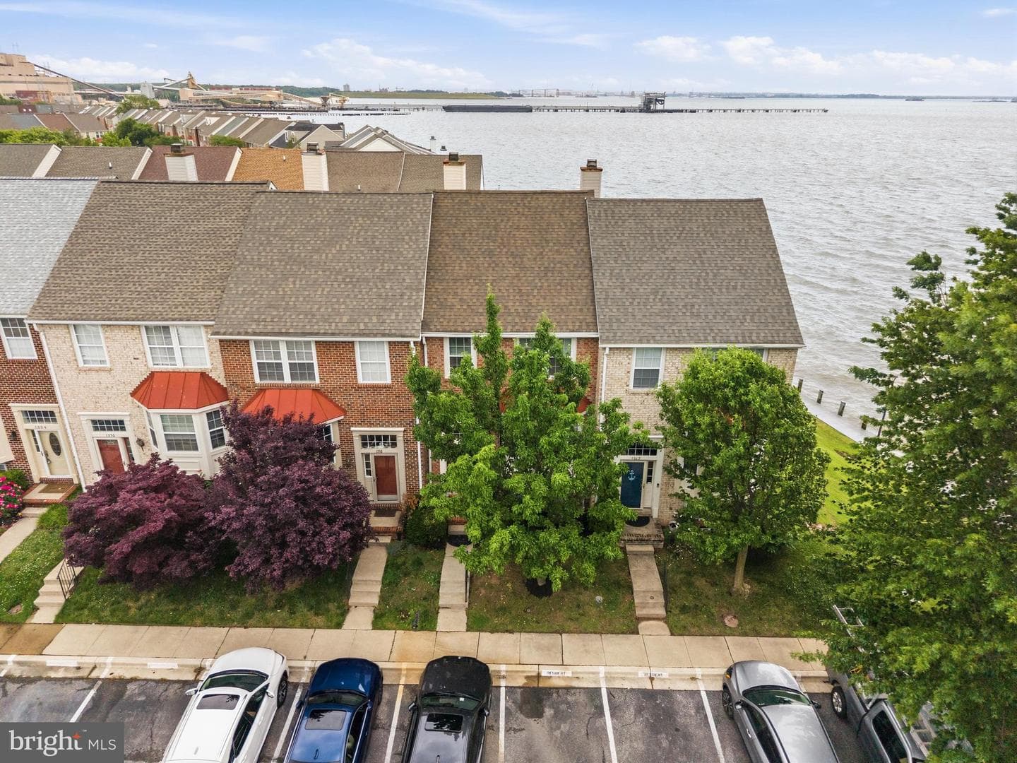 1360 River Bank photo 48