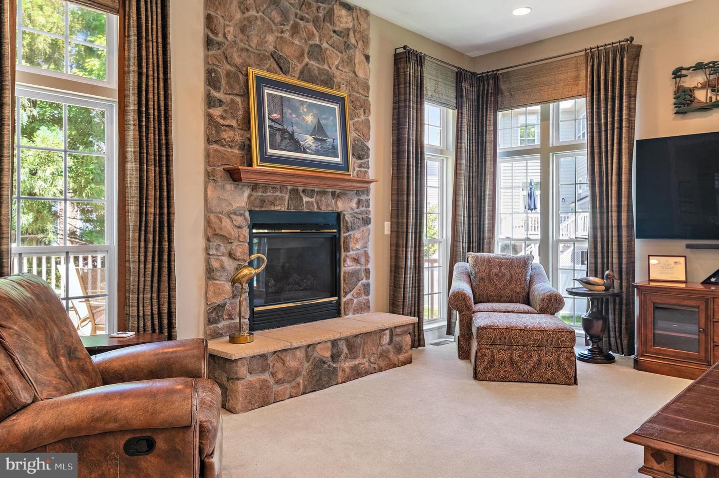 216 Bowen Court photo 4