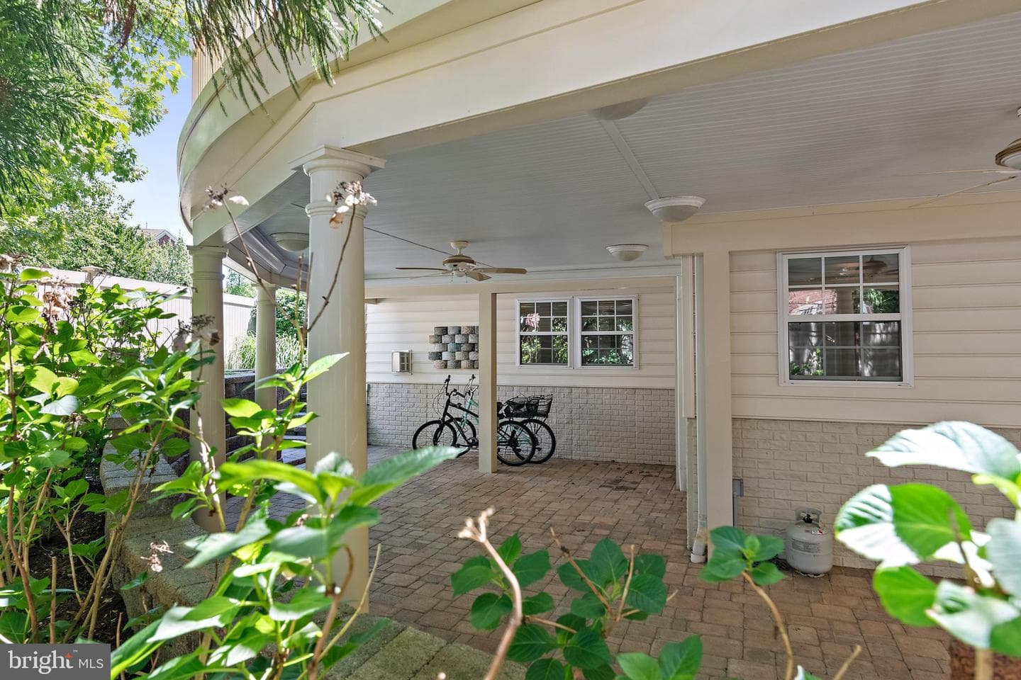 216 Bowen Court photo 51