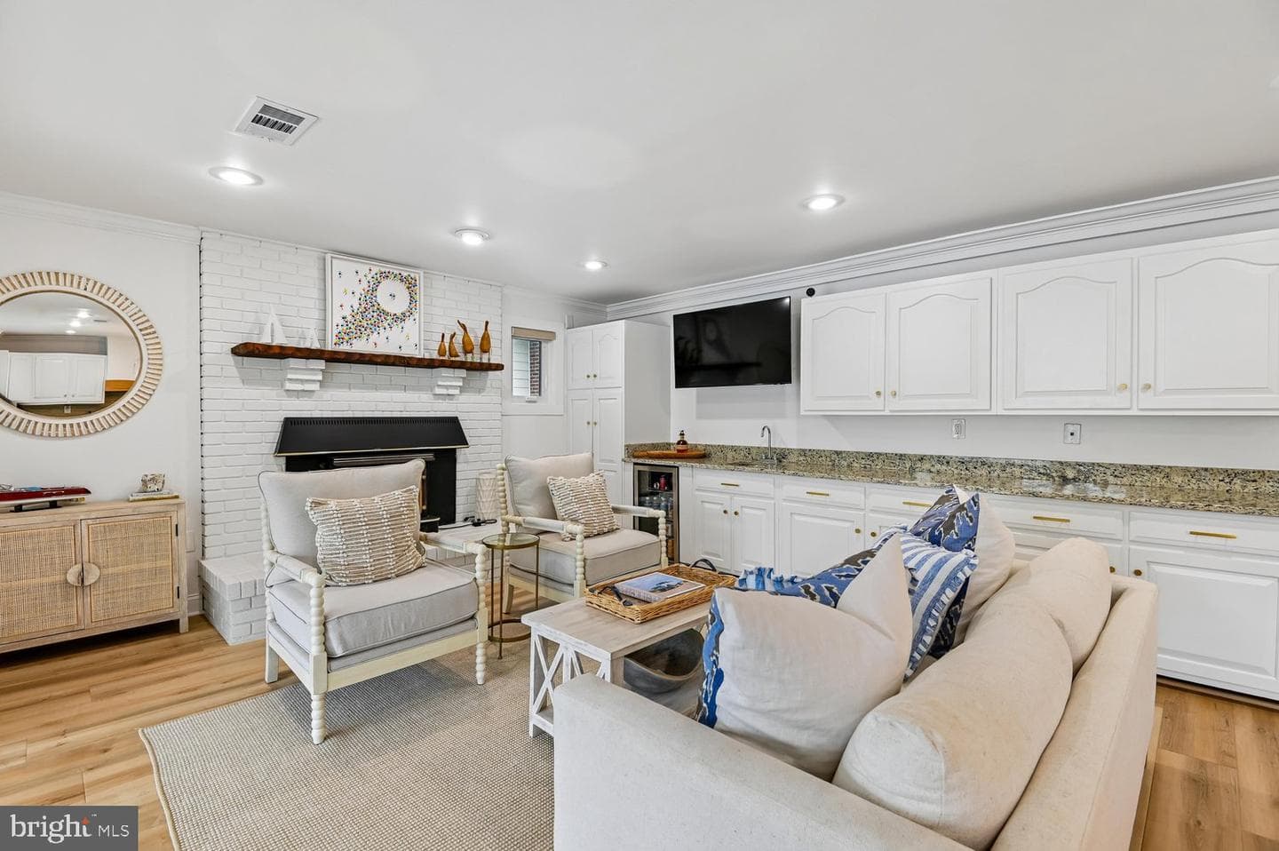 241 Edgewater Drive photo 15
