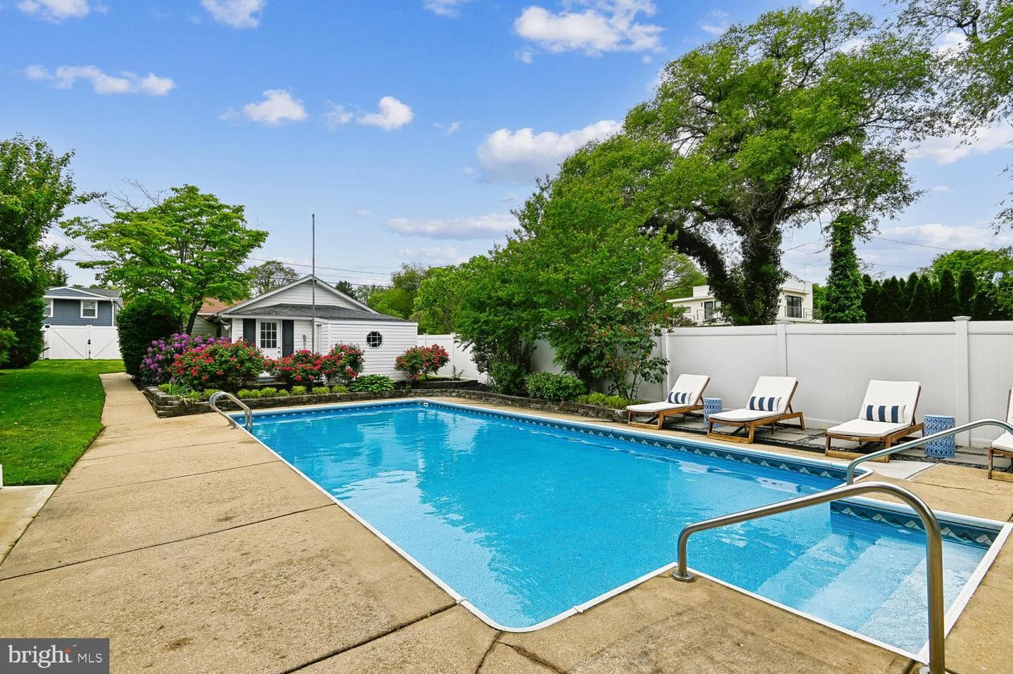 241 Edgewater Drive photo 48