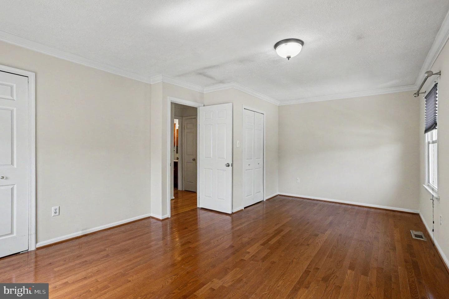 987 Summer Hill Dr photo 10