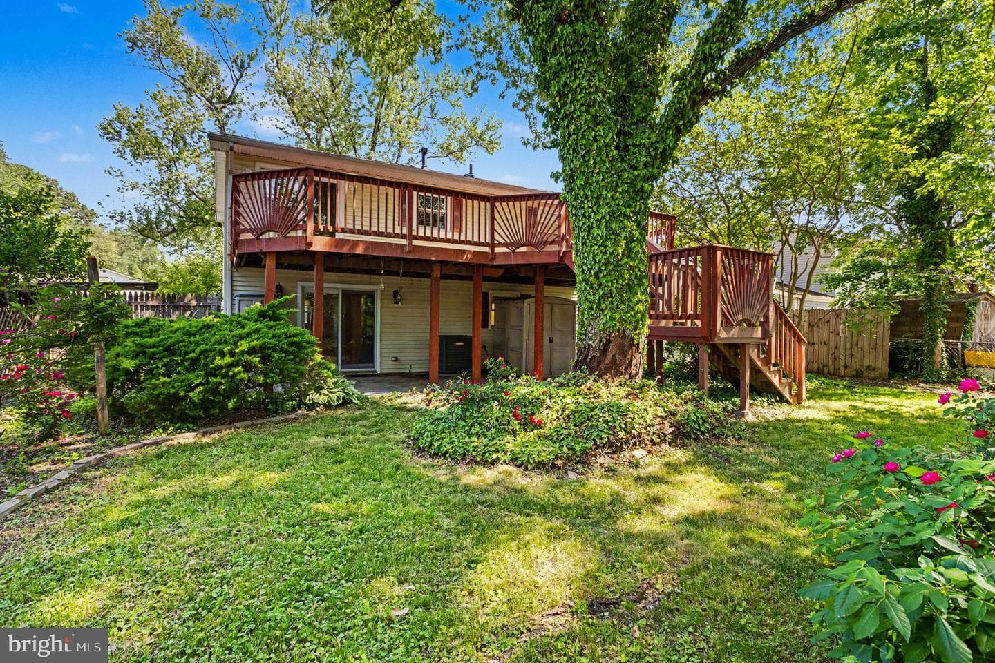 987 Summer Hill Dr photo 24