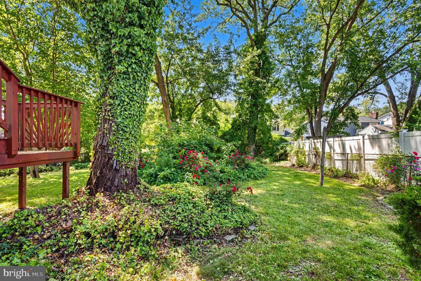 987 Summer Hill Dr photo 28