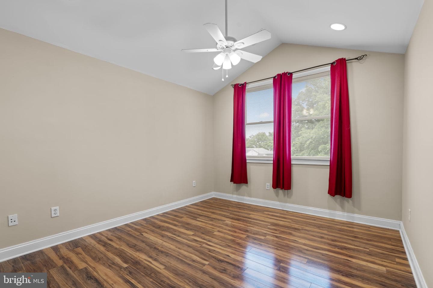 8024 Solley Road photo 50