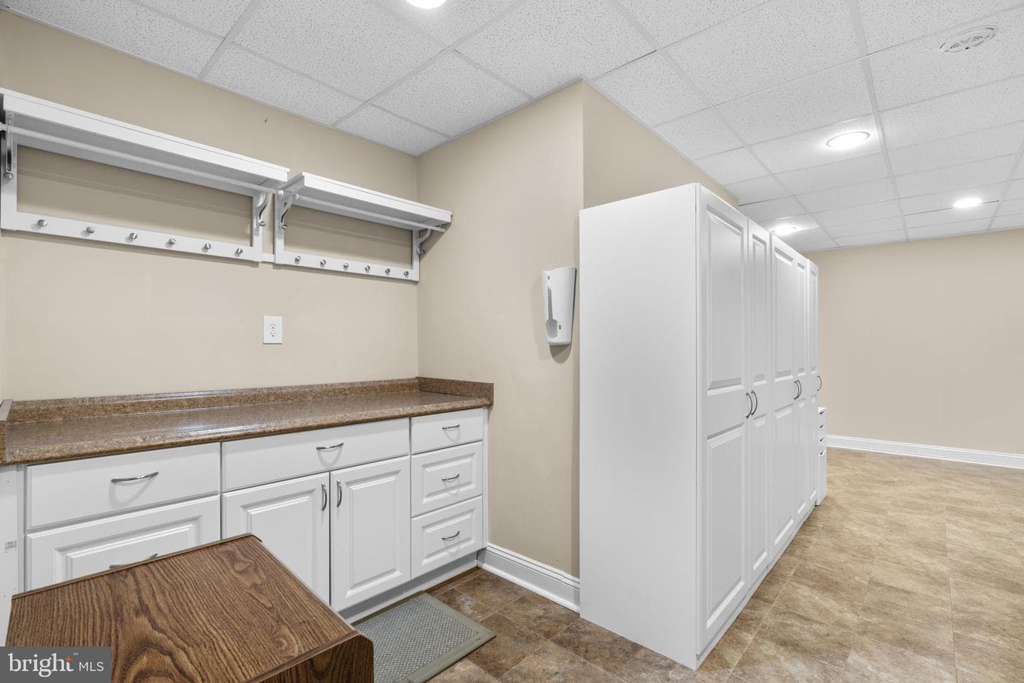8024 Solley Road photo 71