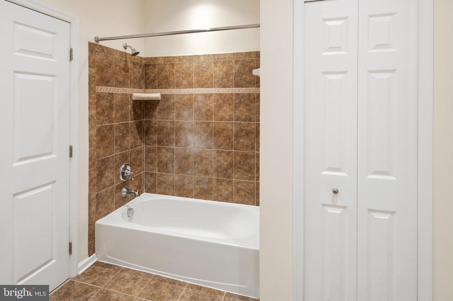 1620 Hardwick Court #303 photo 26
