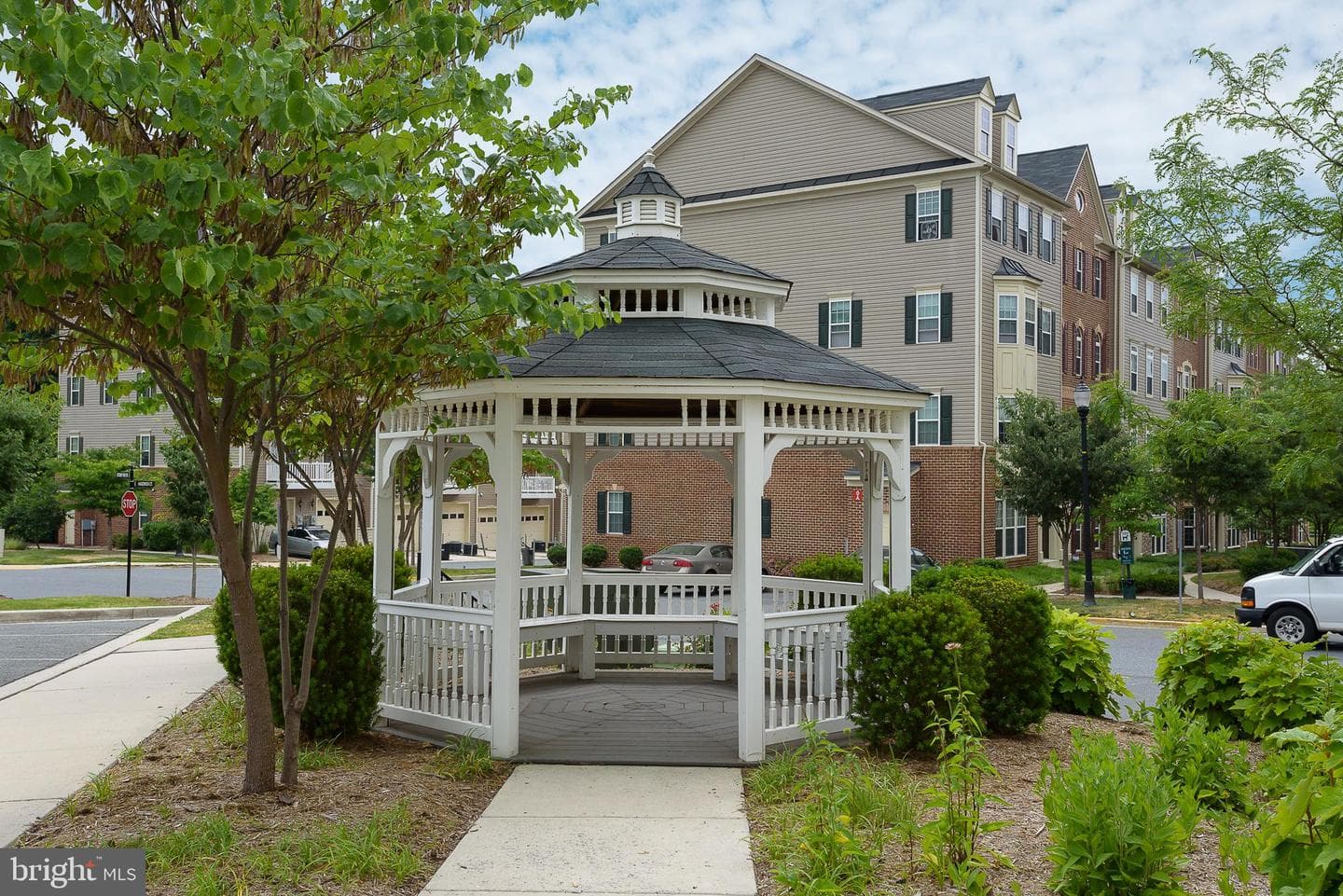 1620 Hardwick Court #303 photo 31