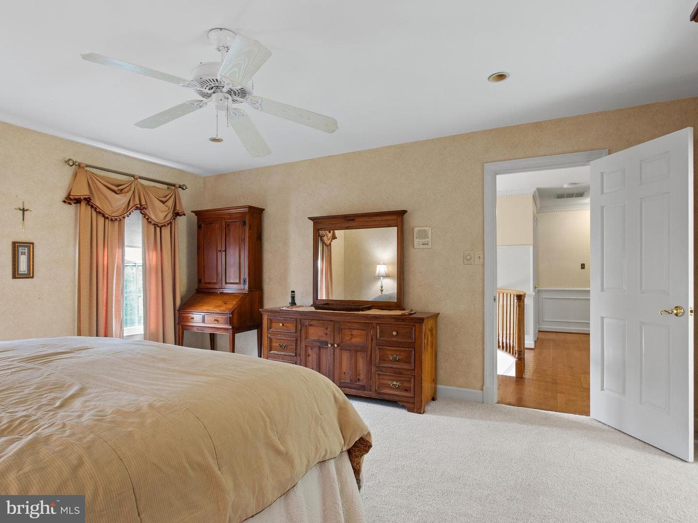 527 Post Oak Rd photo 17