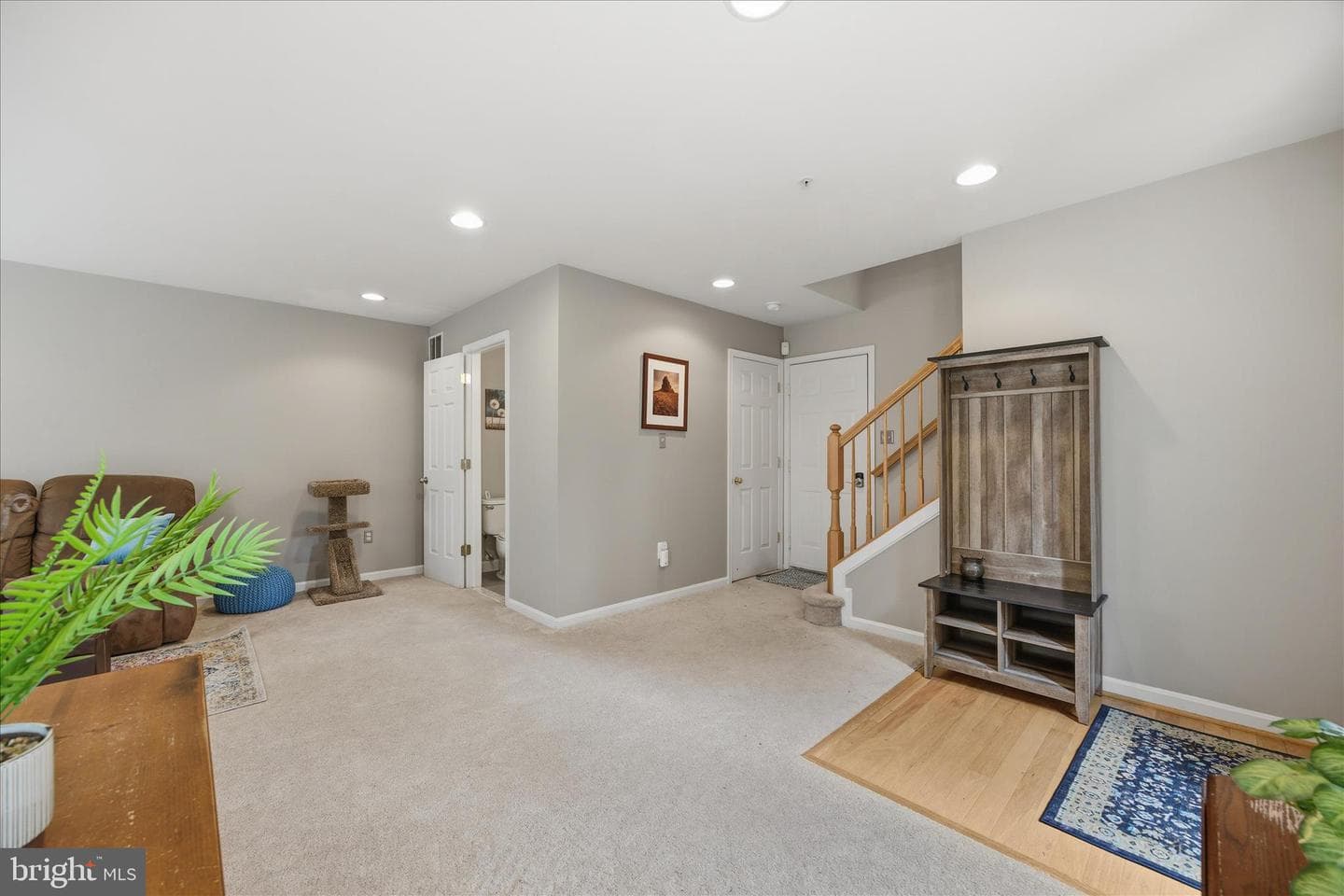 2481 Cheyenne Drive photo 4