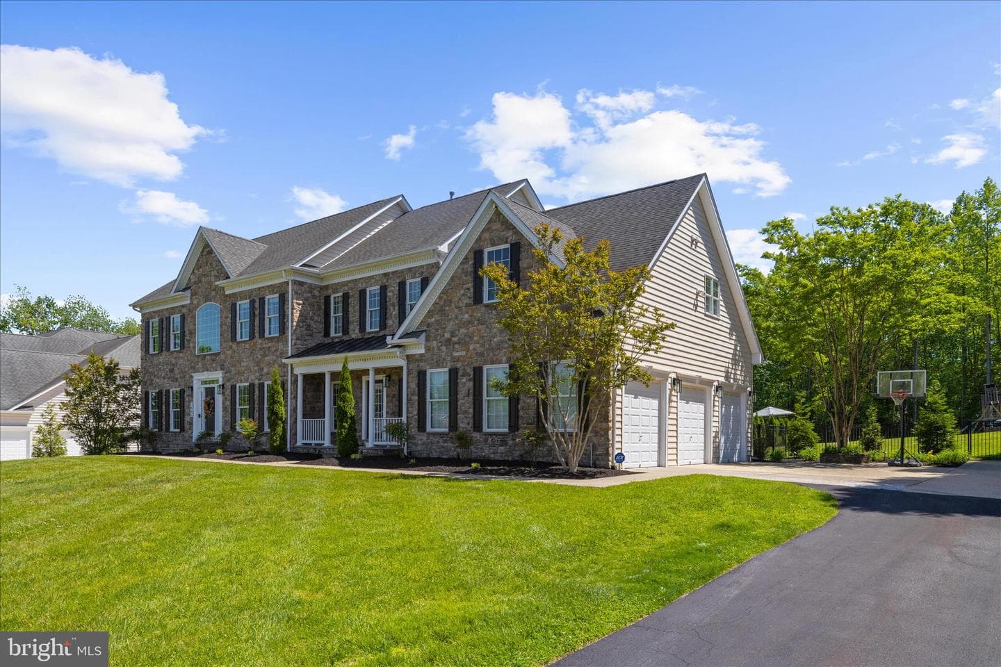 1631 Carnoustie Drive photo 3