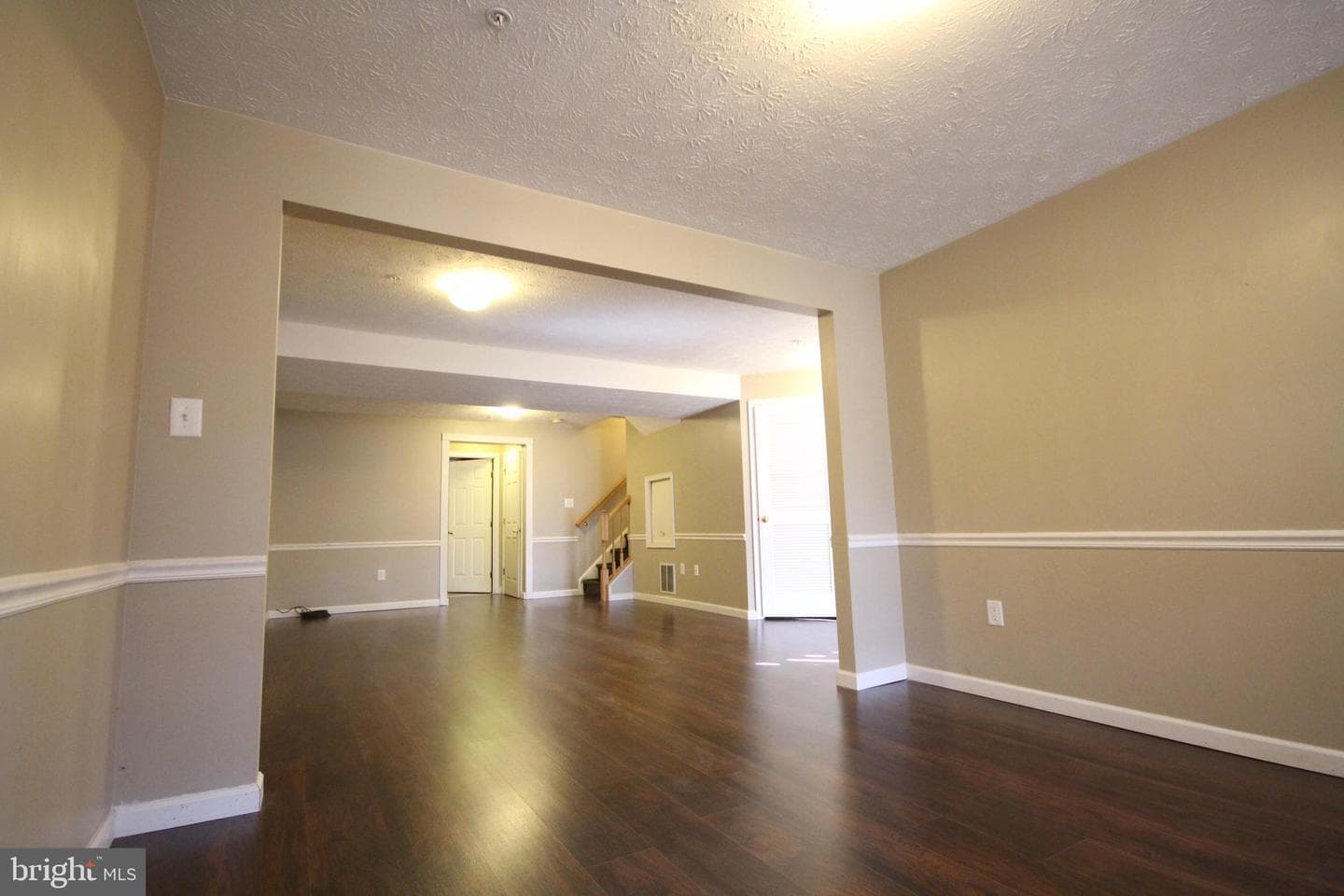 2718 Thornbrook Court photo 9