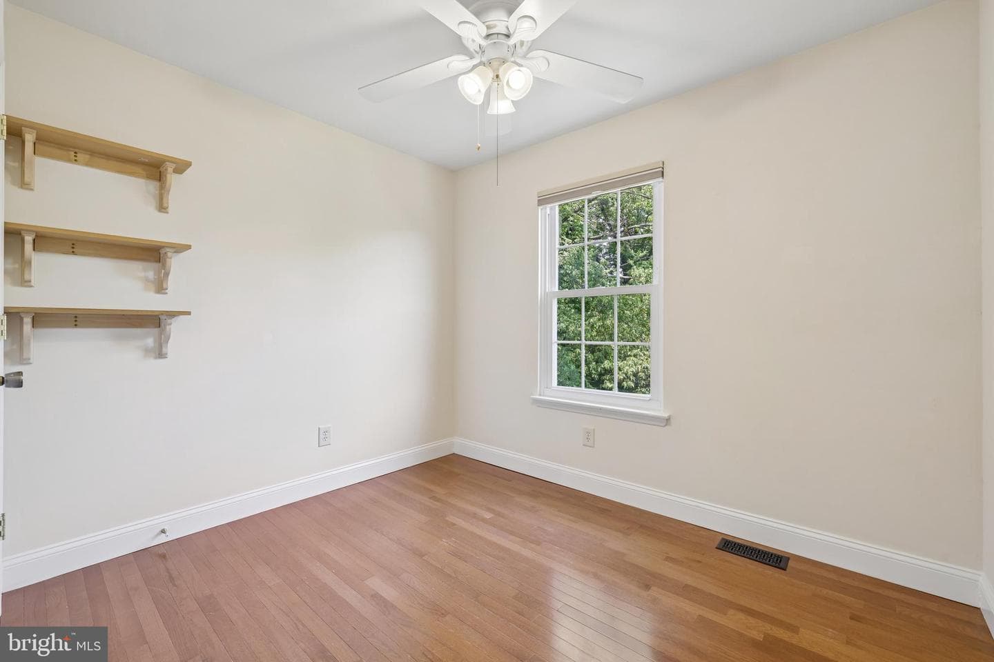 7961 Oakwood Road photo 27