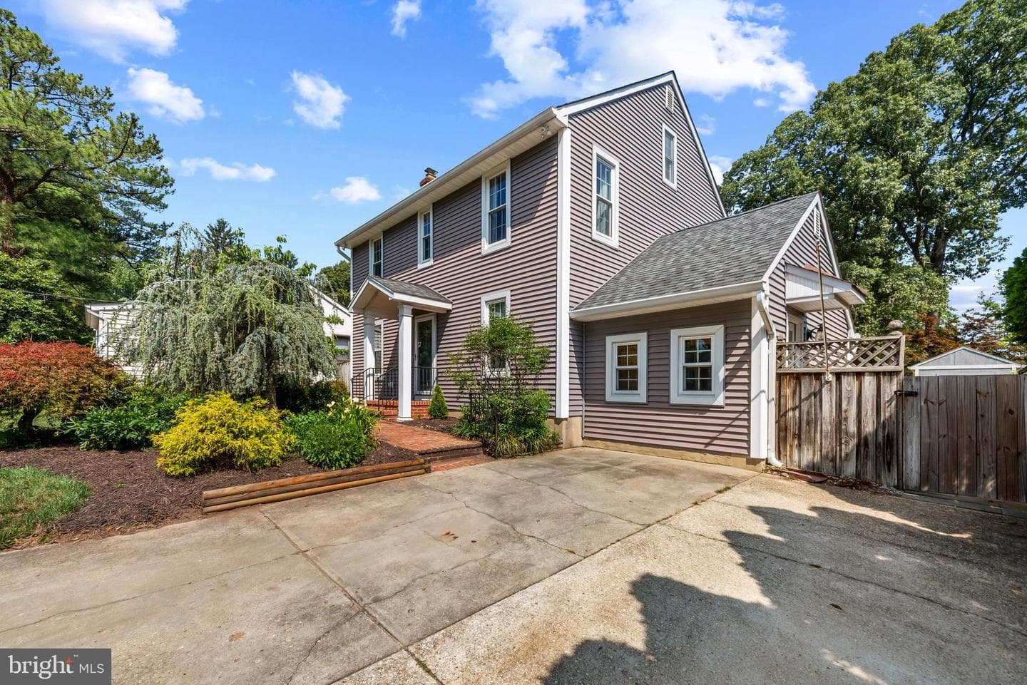1023 Tudor Drive photo 5