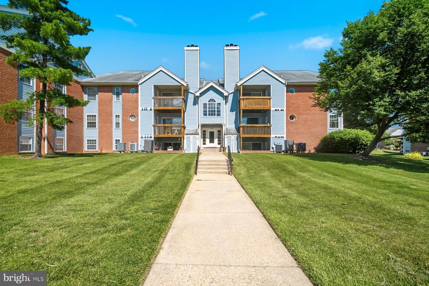 112 Water Fountain Way #303