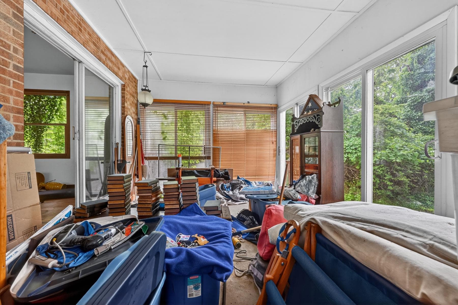 54 Decatur Avenue photo 22