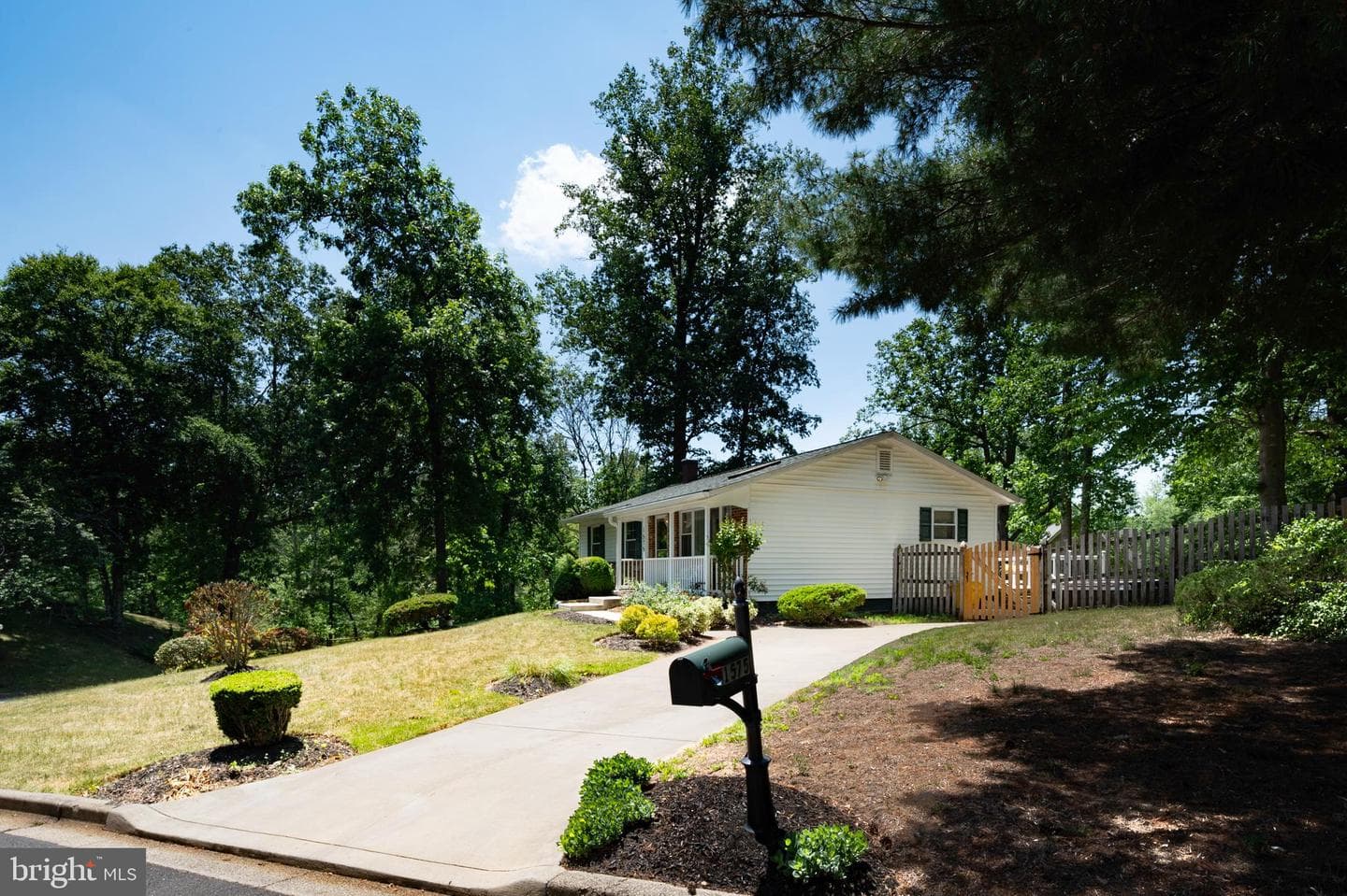 1575 Alcova Drive photo 11
