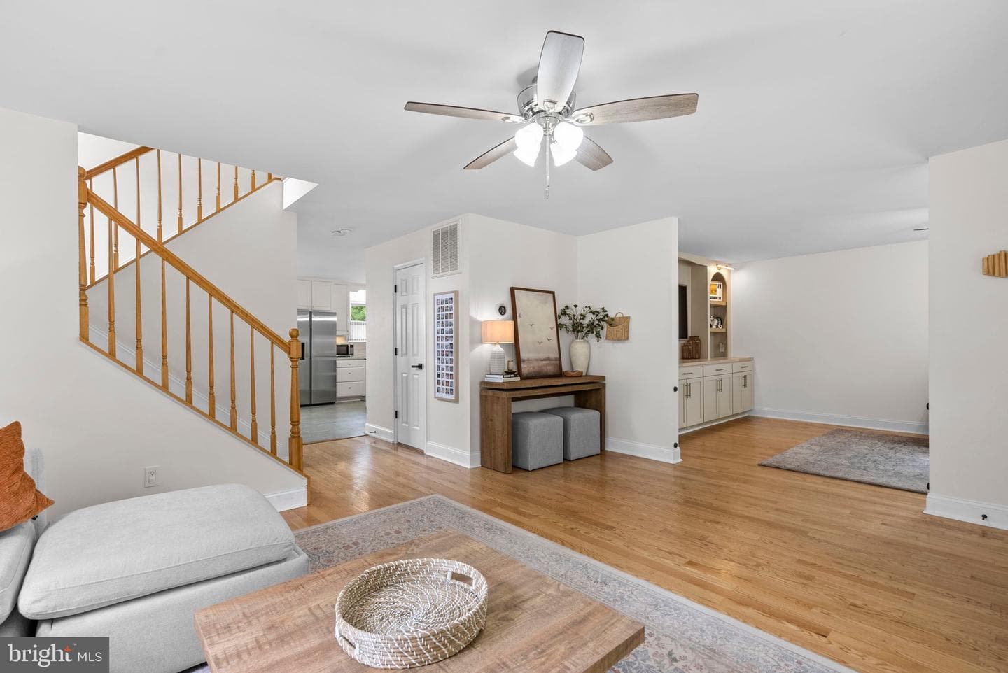 5630 Dartmouth Street photo 13
