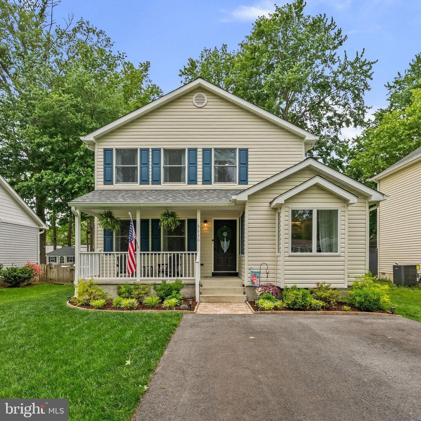 5630 Dartmouth Street photo 2