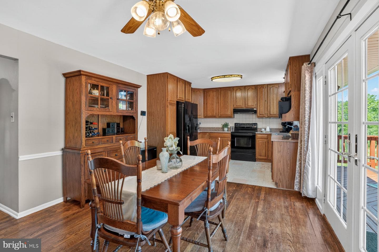 1518 Ridgely Drive photo 28
