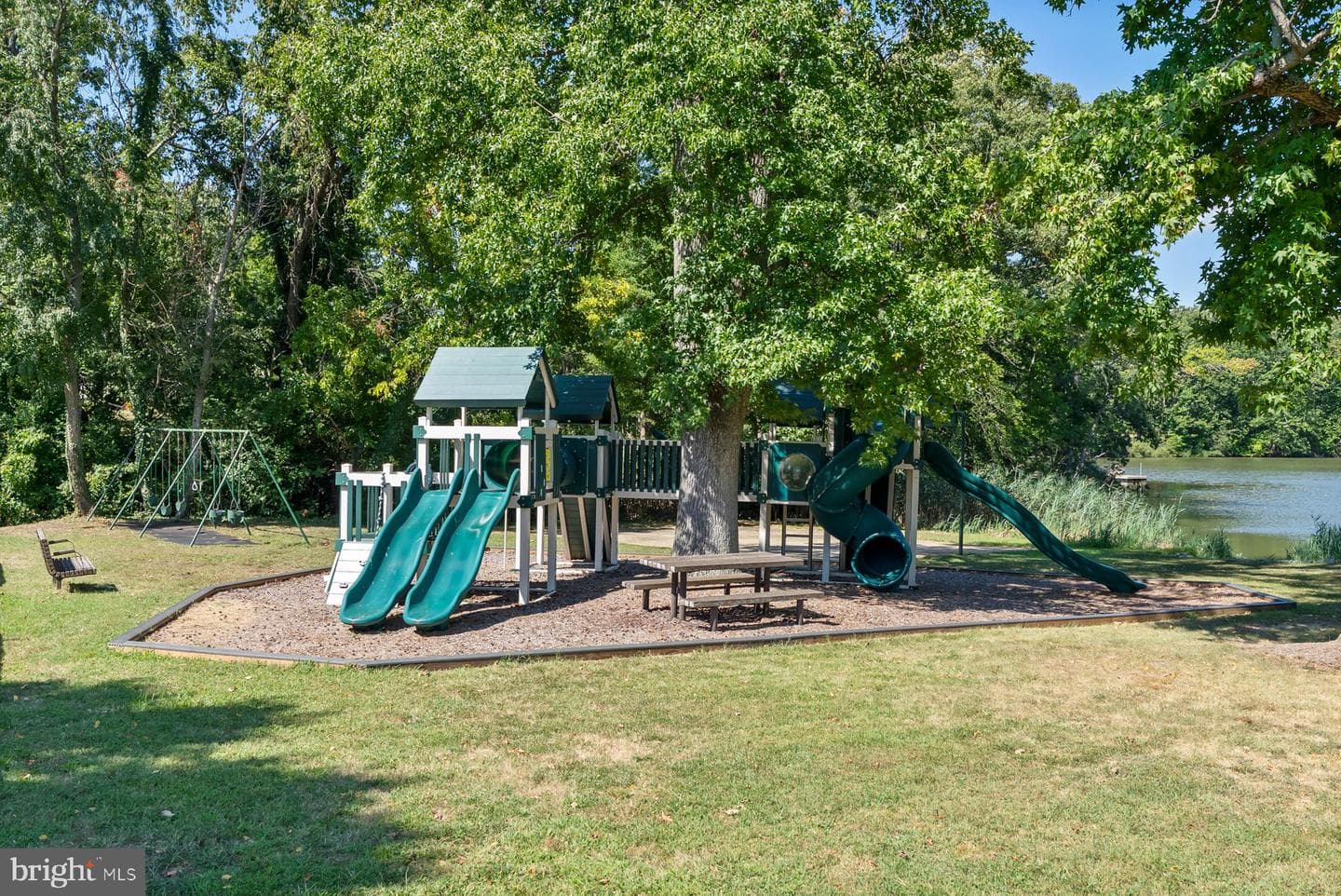 1518 Ridgely Drive photo 49