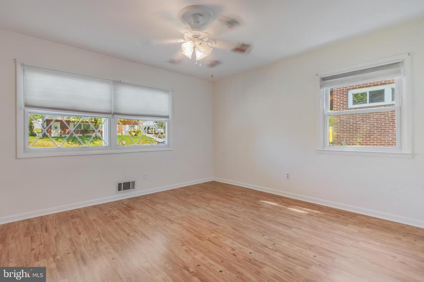 219 Coronet Drive photo 13