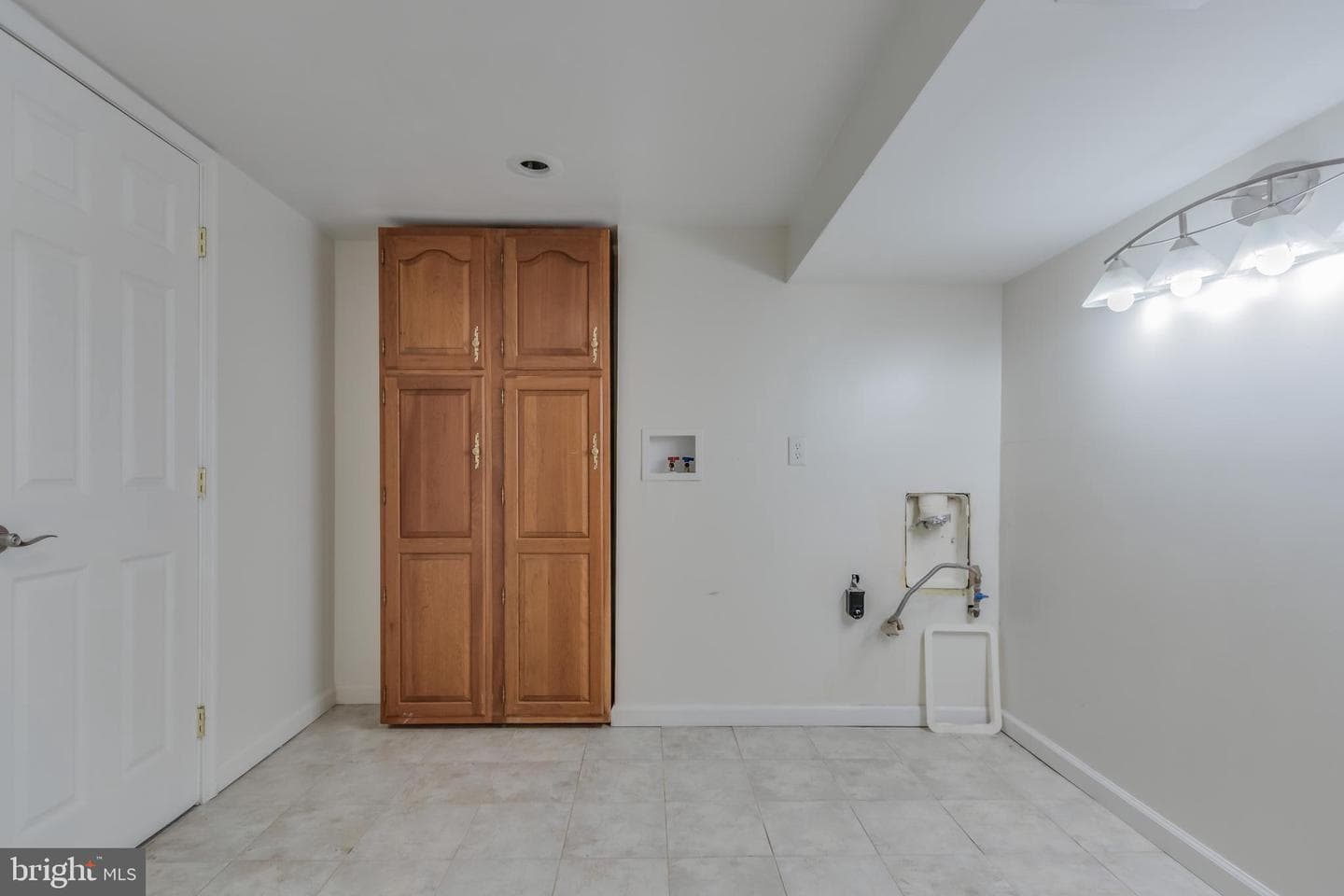 219 Coronet Drive photo 27
