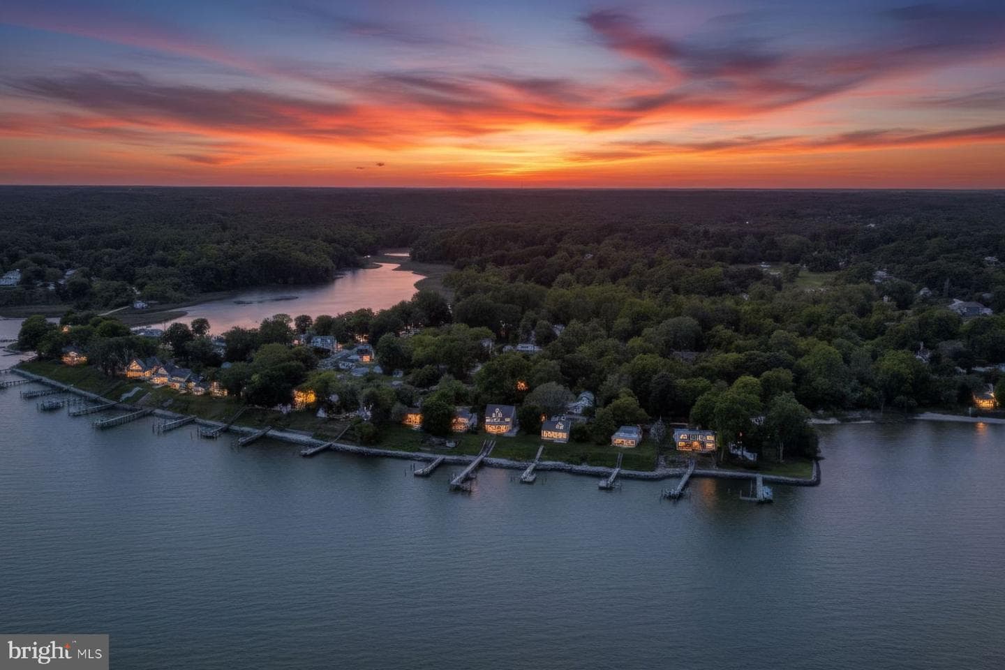 526 James Avenue photo 27