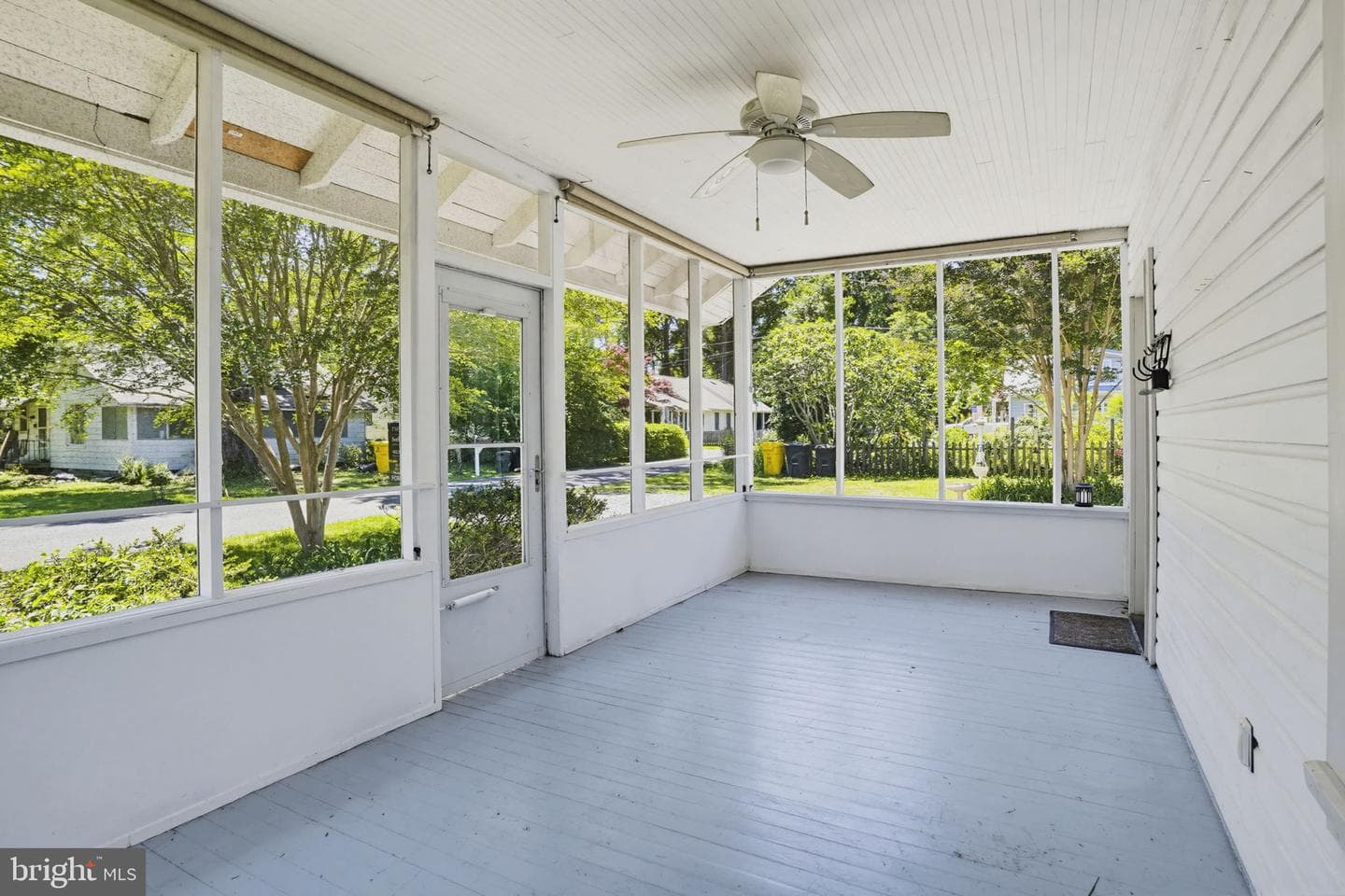 526 James Avenue photo 5