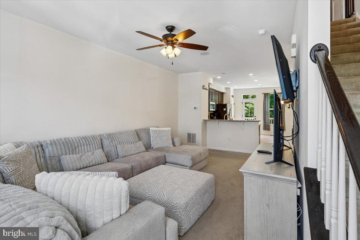 404 Willow Bend Drive photo 17