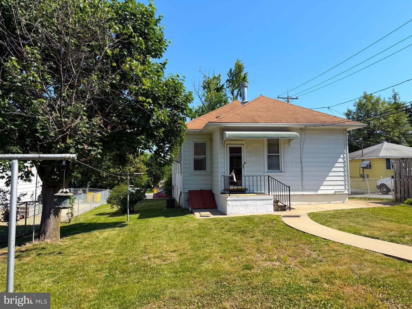1 12th Avenue photo 5