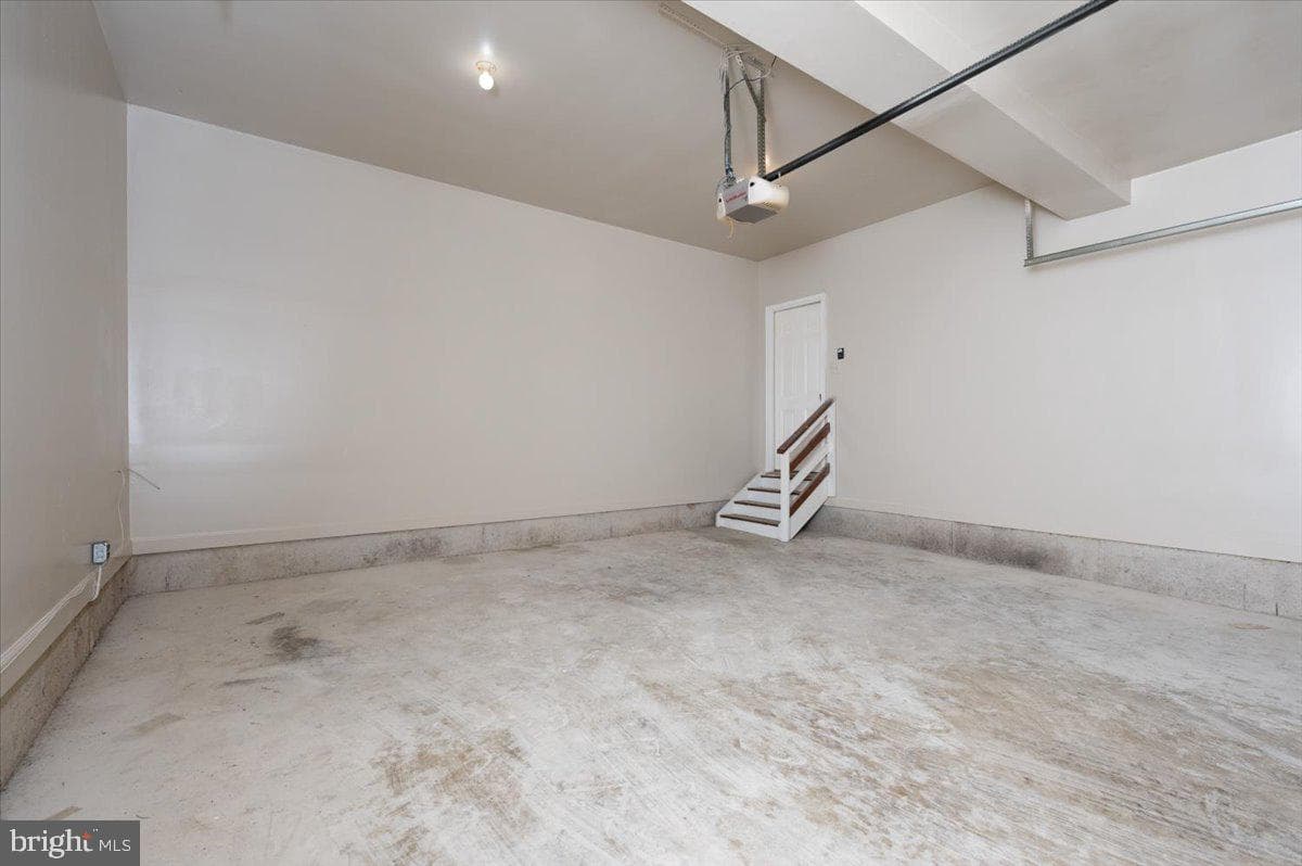 7307 Gardenia Lane photo 31
