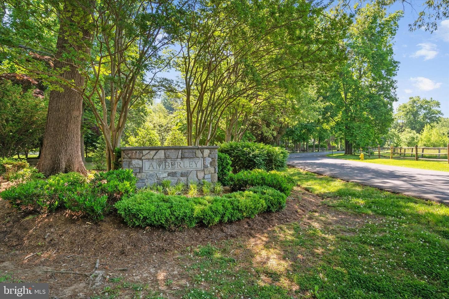 1647 Homewood Road photo 39