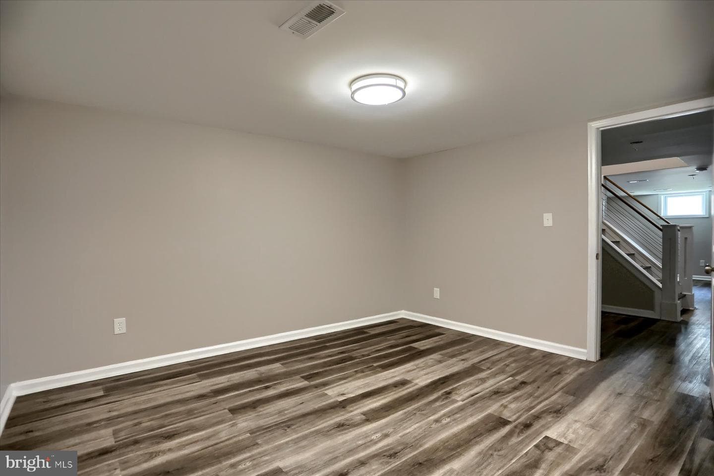 573 Rita Dr photo 27